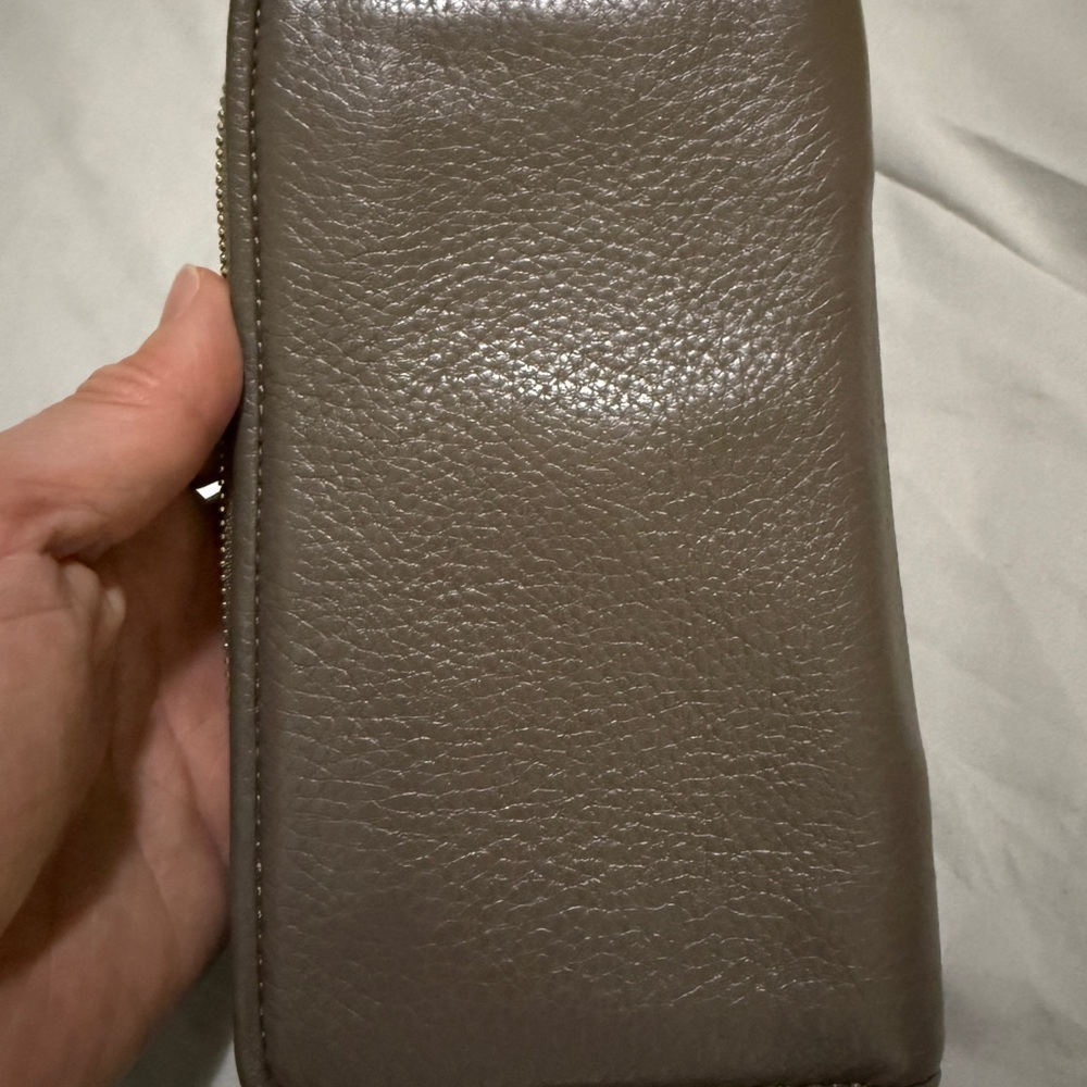 See By Chloé Taupe Leather Zip Wallet with Tassel - Picture 15 of 15